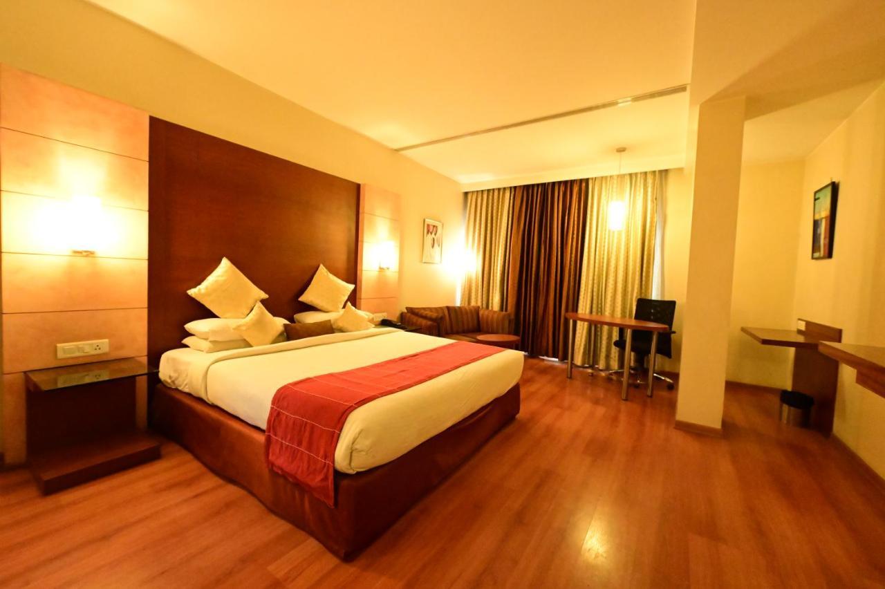 Octave The Horizon Comforts Bangalore Exterior foto